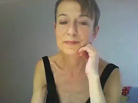 Snapshot of SwettyViktory chatting on 01/09/26, 01:40 SwettyViktory online show from 01/09/26, 01:40