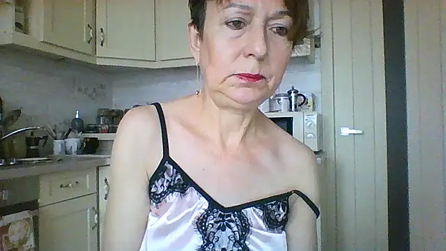 Snapshot of SwettyViktory chatting on 03/02/25, 01:20 SwettyViktory online show from 03/02/25, 01:20