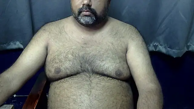 Snapshot of hairysubcub_70 chatting on 07/01/26, 04:13 hairysubcub 70 online show from 07/01/26, 04:13