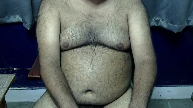 Snapshot of hairysubcub_70 chatting on 06/23/26, 07:06 hairysubcub 70 online show from 06/23/26, 07:06