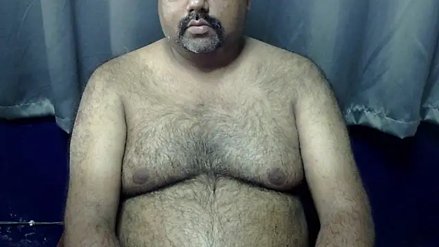 Snapshot of hairysubcub_70 chatting on 06/14/26, 09:21 hairysubcub 70 online show from 06/14/26, 09:21