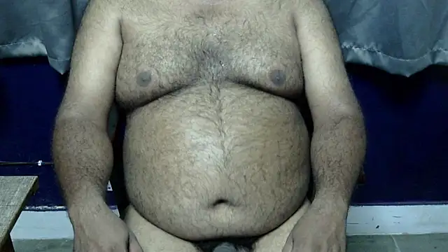 hairysubcub 70 online show from 10/31/25, 03:52