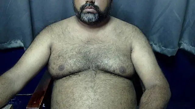 Snapshot of hairysubcub_70 chatting on 07/12/26, 07:20 hairysubcub 70 online show from 07/12/26, 07:20