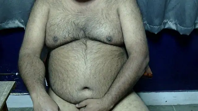 hairysubcub 70 online show from 01/13/26, 05:28