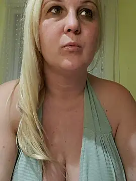 Mayci1984 online show from 11/12/25, 10:02