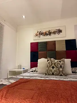 sexyTHANDO online show from 09/24/25, 08:15