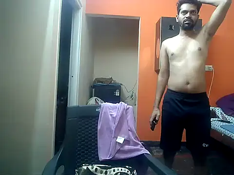 arhan3043 online show from 10/28/25, 06:51