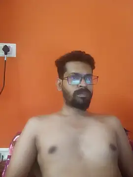 arhan3043 online show from 10/13/25, 10:39