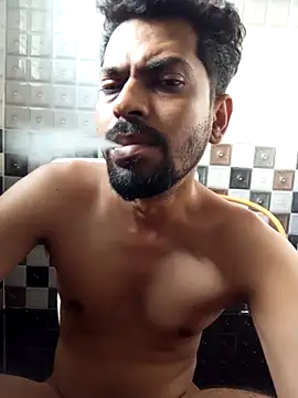 arhan3043 online show from 10/23/25, 11:09