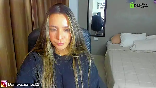 Danielacams online show from 09/17/25, 03:30