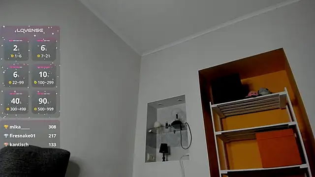 Snapshot of snusmumrike chatting on 12/17/24, 06:53 snusmumrike online show from 12/17/24, 06:53