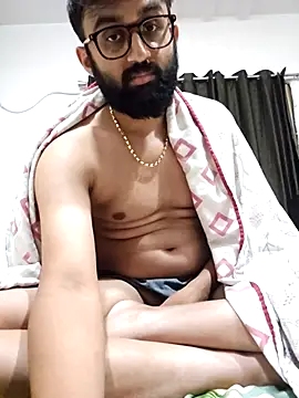Snapshot of love4shownude chatting on 07/01/26, 05:57 love4shownude online show from 07/01/26, 05:57