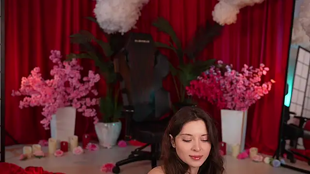 KittyCaitlin online show from 03/10/25, 08:01