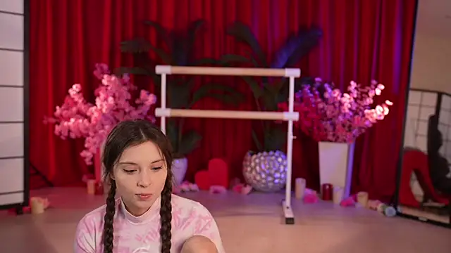 KittyCaitlin online show from 03/22/25, 07:53