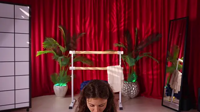 KittyCaitlin online show from 09/10/25, 12:09