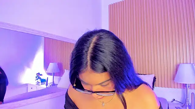 Snapshot of GenesisRuiz chatting on 03/06/25, 01:46 GenesisRuiz online show from 03/06/25, 01:46