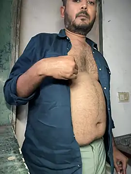 Snapshot of Spicy_aryan chatting on 01/16/25, 12:52 Spicy aryan online show from 01/16/25, 12:52