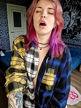 LazyTanukii online show from 05/12/26, 07:05