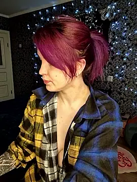 LazyTanukii online show from 04/30/26, 06:42