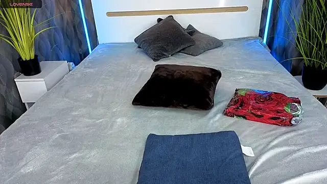 CharmedDoll online show from 04/21/26, 12:34