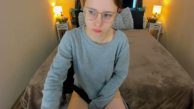 CharmedDoll online show from 04/08/26, 06:37