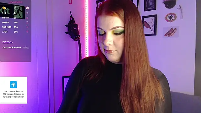 Snapshot of auroralatexprincess chatting on 10/16/25, 06:49 auroralatexprincess online show from 10/16/25, 06:49