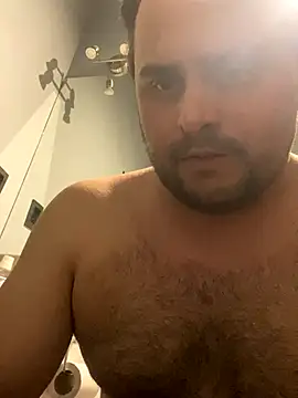 carlos01172011 online show from 11/01/25, 02:29