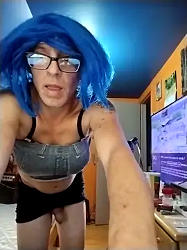 MirthildaVenza online show from 10/30/25, 06:16