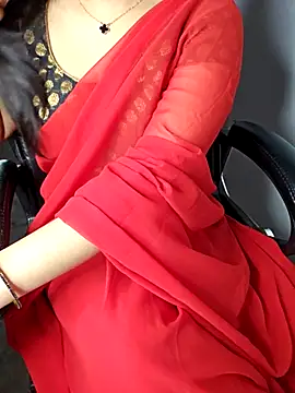 aliyaah singh online show from 11/18/25, 06:11