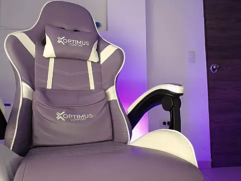 cutie and slutty online show from 10/05/25, 05:20