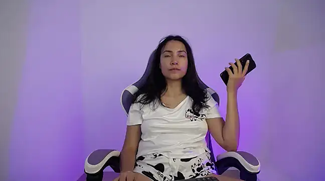 cutie and slutty online show from 01/12/25, 04:10