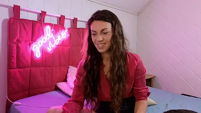 TiffanyDollxxx online show from 06/16/26, 08:42