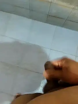 dinesh682 online show from 11/03/25, 09:07