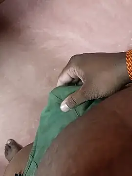 dinesh682 online show from 04/10/26, 06:31