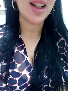 Queen sousou online show from 11/08/25, 11:25