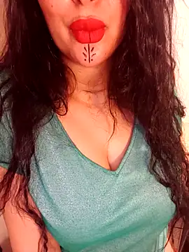 Queen sousou online show from 10/24/25, 07:57