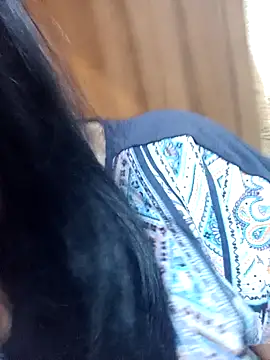 Queen sousou online show from 11/15/25, 12:47