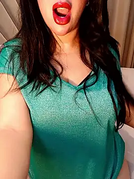 Queen sousou online show from 01/08/26, 11:00