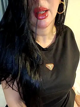 Queen sousou online show from 02/14/26, 09:31