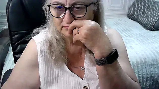 LolkaAlyss online show from 06/12/26, 07:44