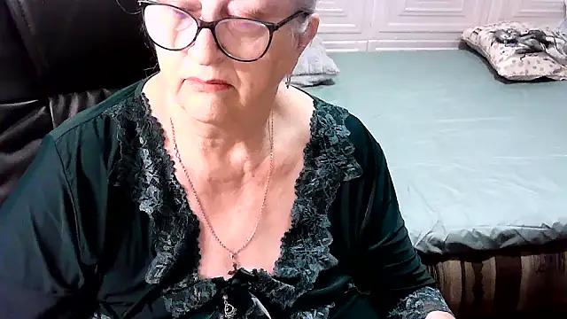 LolkaAlyss online show from 12/19/25, 03:32