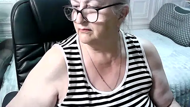 LolkaAlyss online show from 04/30/26, 08:57