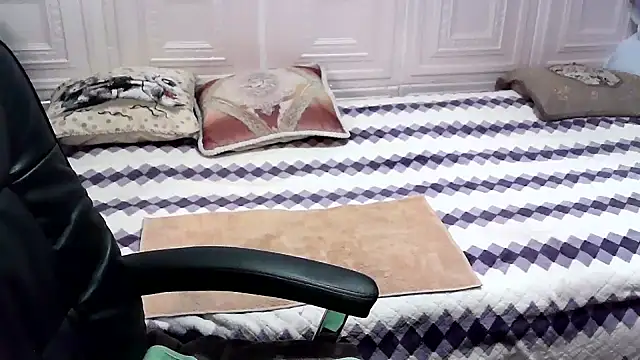 LolkaAlyss online show from 11/21/25, 08:41