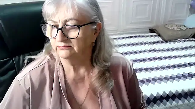 LolkaAlyss online show from 11/26/25, 02:00