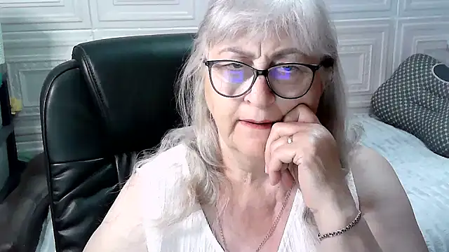LolkaAlyss online show from 05/05/26, 08:23