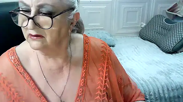 LolkaAlyss online show from 04/15/26, 05:06