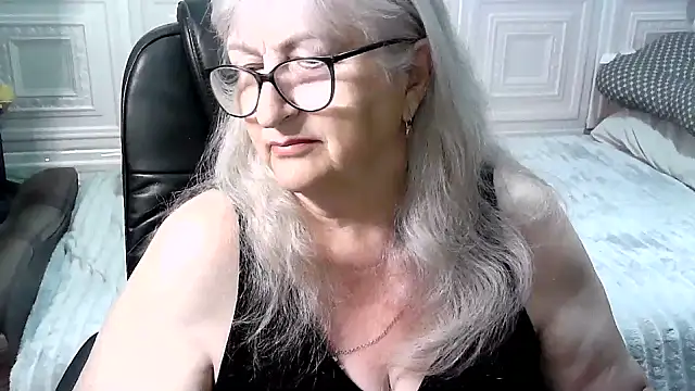LolkaAlyss online show from 05/10/26, 03:03
