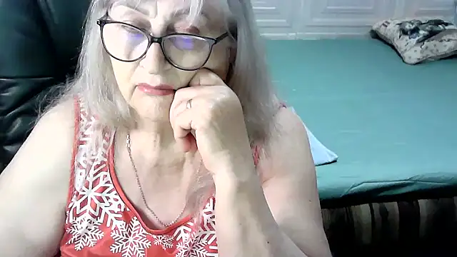 LolkaAlyss online show from 12/18/25, 03:27