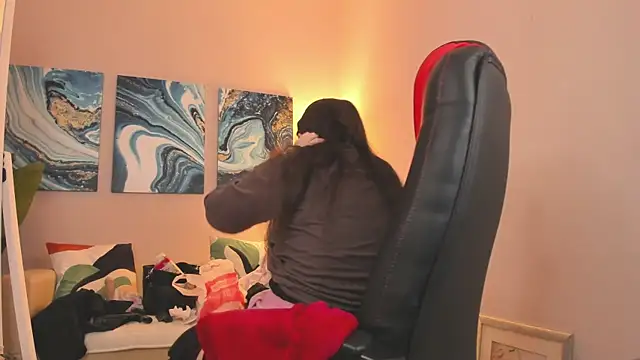 BattyMoll online show from 02/27/25, 06:31