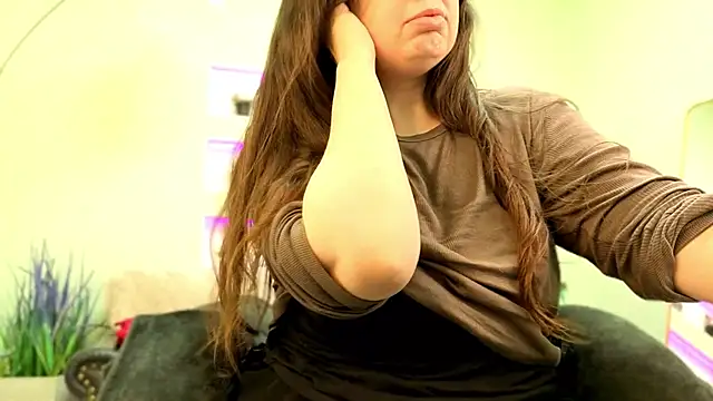 BattyMoll online show from 12/18/25, 08:45